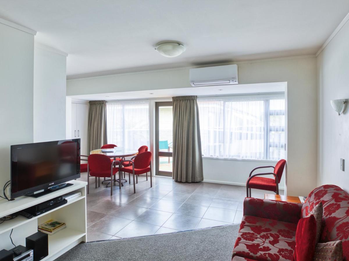 Ika Nui Taupo Appartement Buitenkant foto